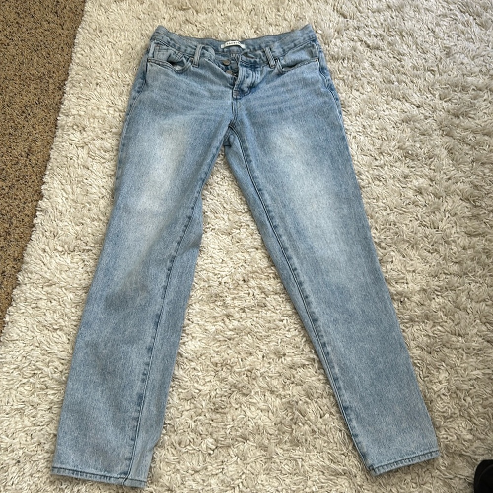 Low rise pacsun straight legged relaxed jeans